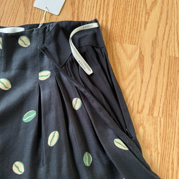 Azulu Brisa Shorts Size Small Black Coffee Bean Print NWT Luxury Resortwear - Picture 9 of 11
